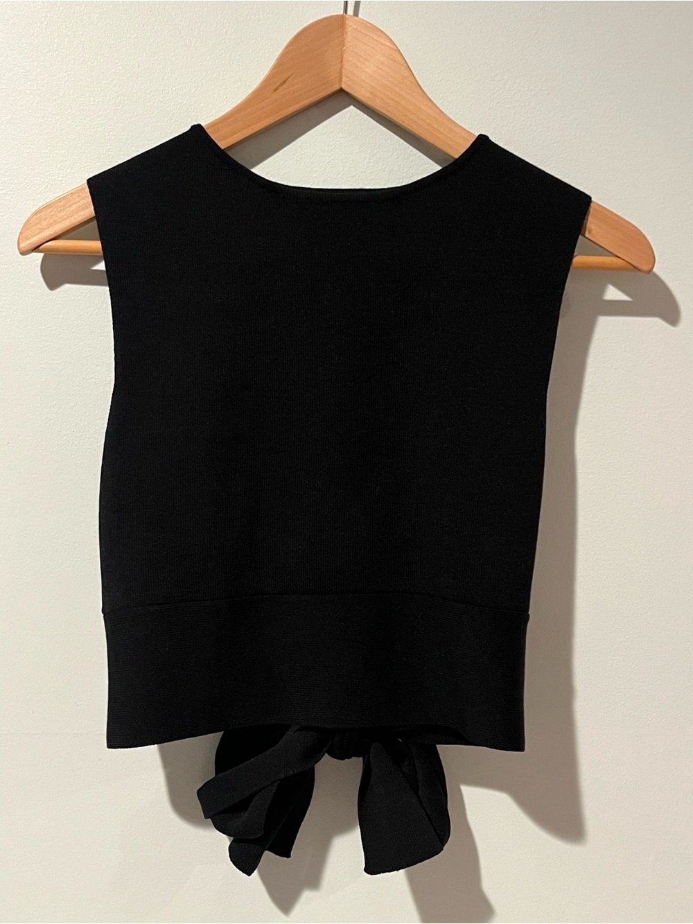 Wild Fable Juniors Black Cropped Tie Back Sleeveless Tank Top, Size Small